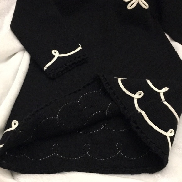 💥HOST PICK💥 Maggie & Zoe Blk & Wht Knit Dress - Picture 2 of 5